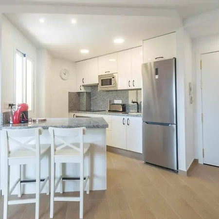 El Rocio, En La Playa De Cariluela Torremolinos