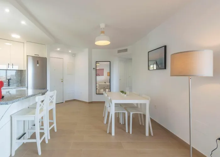 El Rocio, En La Playa De Cariluela * Torremolinos